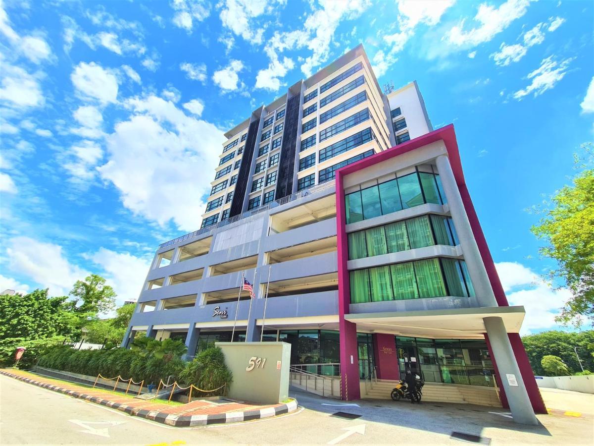 Nexus Business Suite Hotel Shah Alam Bagian luar foto
