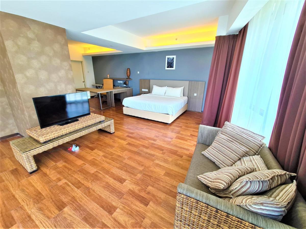 Nexus Business Suite Hotel Shah Alam Bagian luar foto