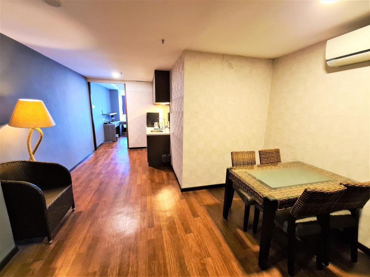 Nexus Business Suite Hotel Shah Alam Bagian luar foto