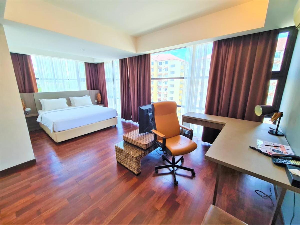 Nexus Business Suite Hotel Shah Alam Bagian luar foto
