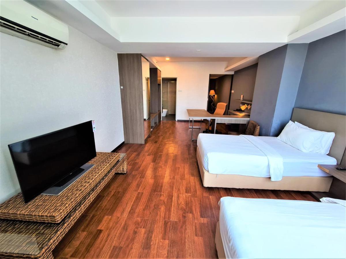 Nexus Business Suite Hotel Shah Alam Bagian luar foto