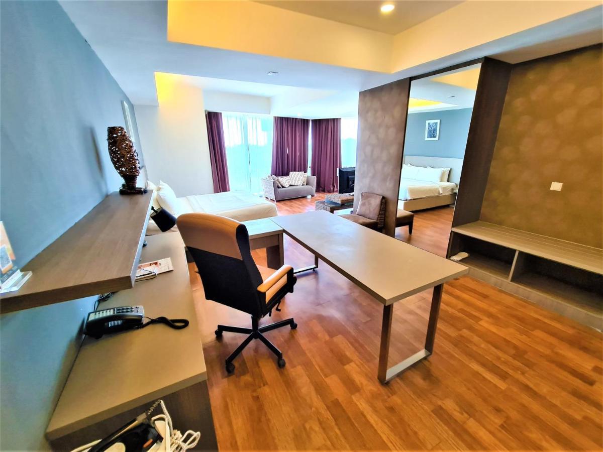 Nexus Business Suite Hotel Shah Alam Bagian luar foto