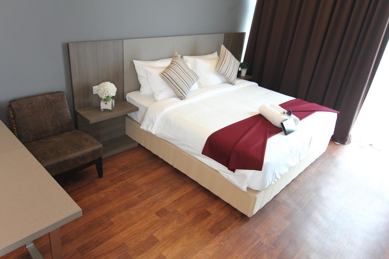 Nexus Business Suite Hotel Shah Alam Bagian luar foto